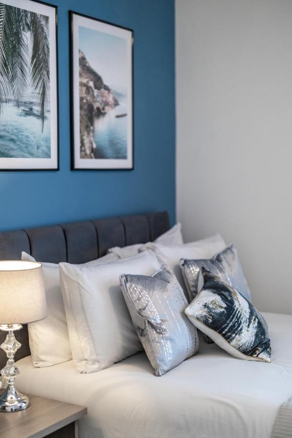 Cosy 4-Bedroom Apartment Next To Borough London Eksteriør bilde